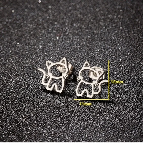 Gold Cat Earrings - Picture 2 of 3